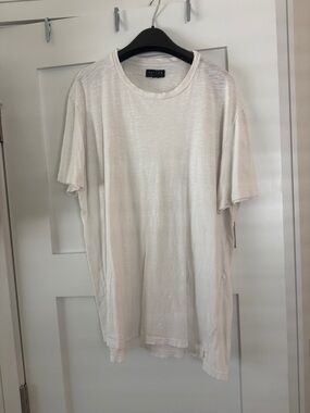 Velvet by Graham & Spencer Men's Crewneck T-Shirt - Off-White